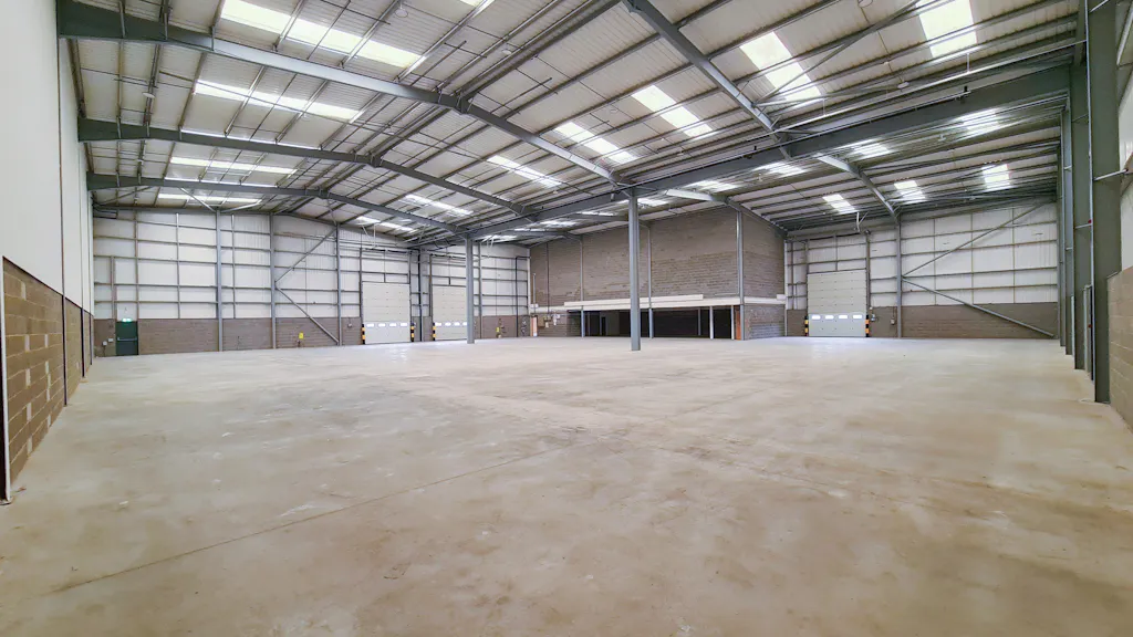 9-WAREHOUSE_0