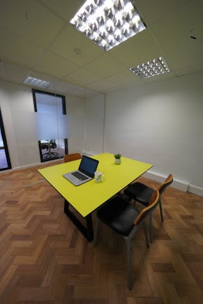 Collaborate Workspaces, Steward House, Woking, Serviced Offices To Let - BTP04433.JPG