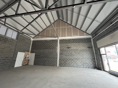 Unit 19, Catterick Garrison, Retail To Let - Internal 3.JPG
