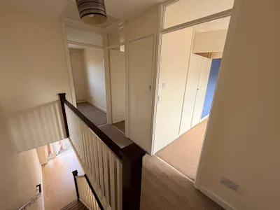 8 Tye Common Road, Billericay, Residential House For Sale - WhatsApp Image 2026-08-17 at 11.55.30 (3).jpeg