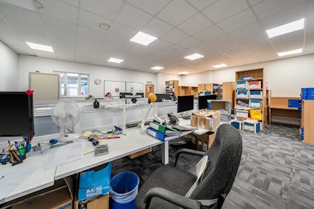 Bentinck House, Bentinck Road, West Drayton, Office For Sale - 1419091-4-69a0863075353.jpg