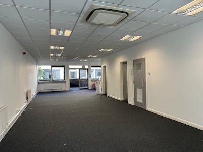 3 Millfield, Woodshots Meadow, Watford, Industrial / Light Industrial / Warehouse / Office To Let - First floor offices