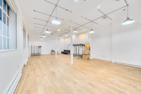 5 Standard Place, London, Office For Sale - 1374302176916e9c8be5ae.jpg