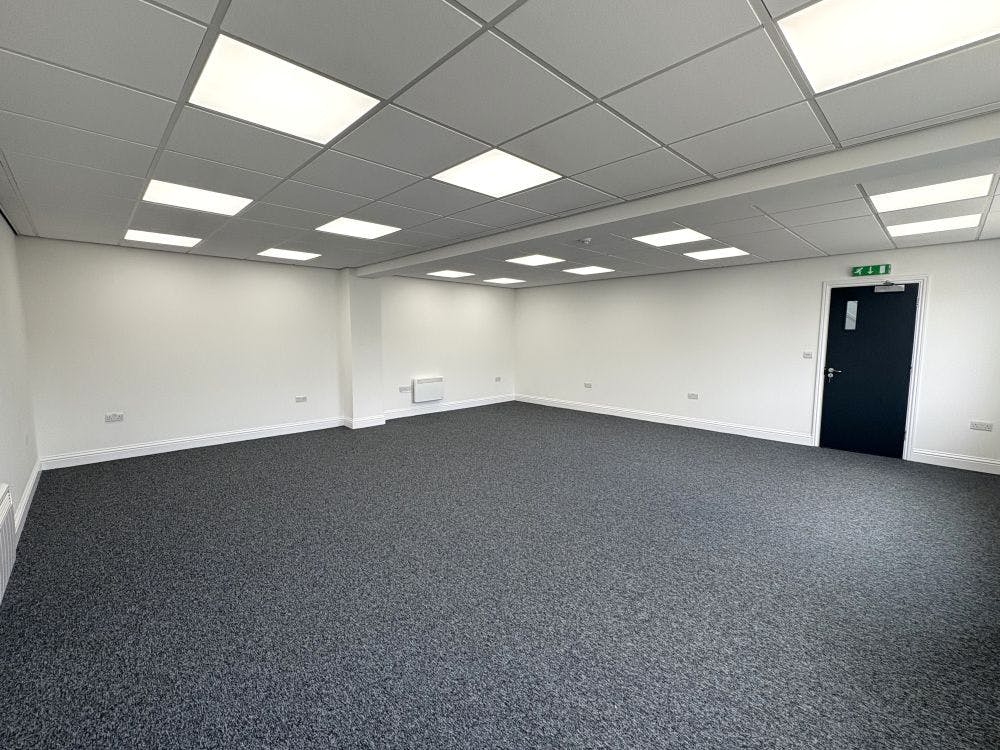 Unit D2 Telford Road, Bicester, Industrial / Industrial/Logistics / Trade Counter To Let - image00028.jpg