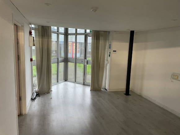 1 Maunsell Road, St. Leonards-on-Sea, Industrial To Let - IMG_3608.JPEG