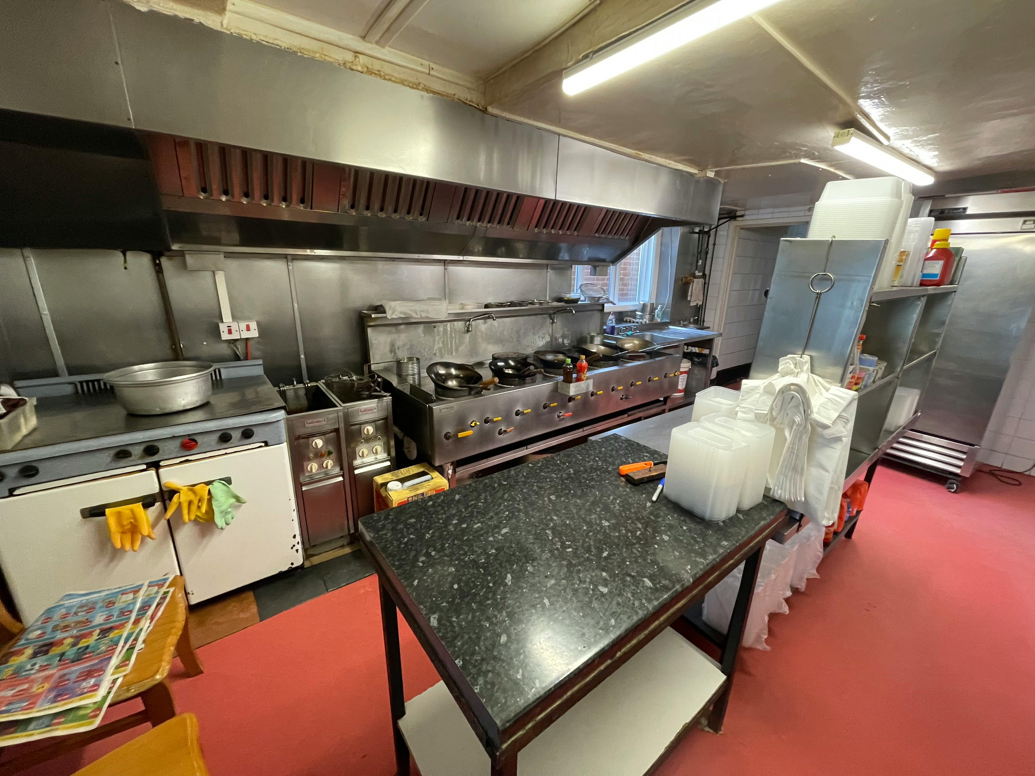 Retail/Shop in Wareham - photo 3