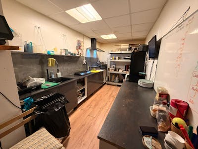 3-3A Clements Arcade, Leigh-on-Sea, Restaurant / Cafe / Retail To Let - WhatsApp Image 2026-03-24 at 14.28.12.jpeg