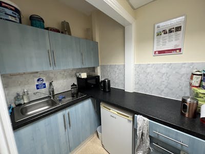 4 Kings Court, Horsham, Office To Let - IMG_2630.jpg