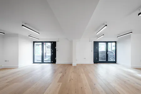 8 Waterson Street, London, Office To Let / For Sale - Waterson St 8 2026 - 3.jpg