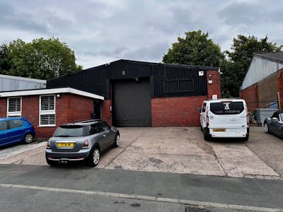 Unit 2 Broadwyn Trading Estate, Cradley Heath, Industrial / Warehouse To Let - 2.jpg