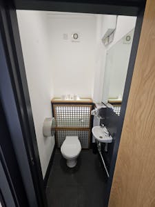 Unit 6 The Stables, Manchester, Office To Let - 20250702_135520.jpg