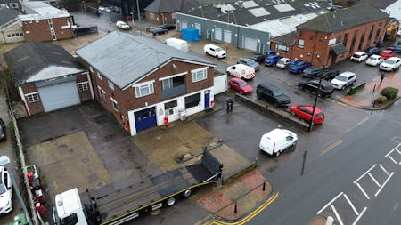 271 High Street, St. Albans, Industrial/Logistics / Open Storage To Let - DJI_0598.JPG