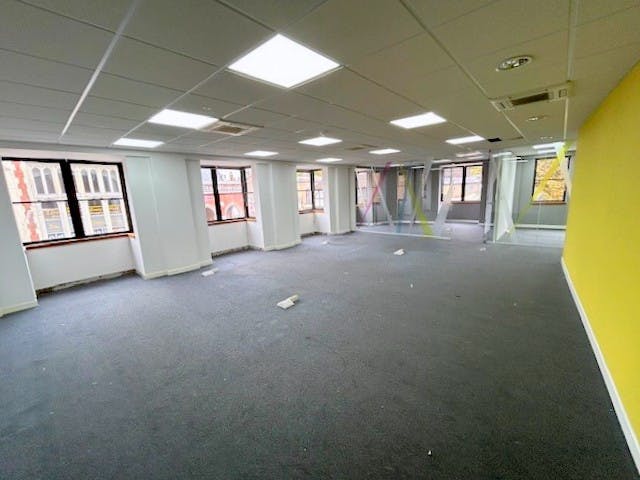Arundel House, Windsor, Office To Let - First floor open plan ii.jpg