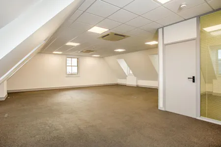 Kingsbridge House, Padbury Oaks, West Drayton, Business Park / Office To Let - P J Careys (Construction) Ltd 268498 (11).jpg