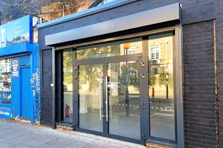 Arch 289, Cambridge Heath Road, Bethnal Green, London, Industrial To Let - 4481a4e13086b4520db2cfc34ccf3b3d27a7ba3b-4624x3468 - Edited.jpg