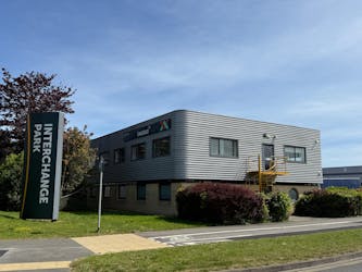 1 Interchange Park, Portsmouth, Business Park / Industrial / Office / Warehouse To Let - WhatsApp Image 2026-04-29 at 15.40.03 (7).jpeg - More details and enquiries about this property
