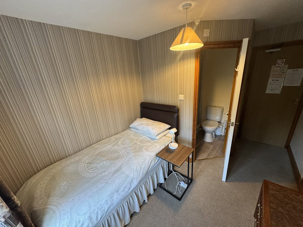 The Railway Inn, Forden - Room 2.JPEG