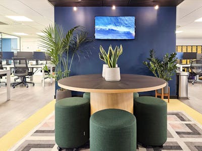 120 Aldersgate Street, Priory Fields House, London, Office To Let - 20241107_093914.jpg