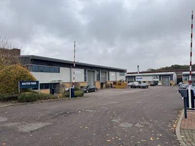 Unit 1 Maxted Park, Hemel Hempstead, Light Industrial / Trade Counter / Warehouse To Let - IMG_4993.jpg