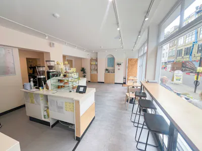 24 Warren Street, London, Retail For Sale - IMG_6847.jpg