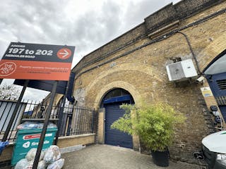 Arch 197 Hercules Road, Waterloo, Waterloo, Industrial / Offices To Let - 20240904_143221094_iOS.jpg