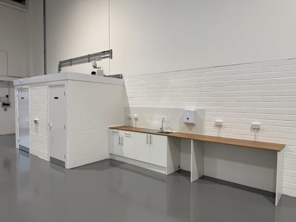 Unit 9,Davies Road Trade Centre, St. Richards Road, Evesham, Industrial / Trade Counter To Let - Image 6