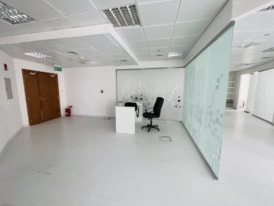 Fitted Office   Executive Heights, Barsha Heights, Dubai, Office For Sale - 5B073AF099C346158118945C4A9D8367.jpeg