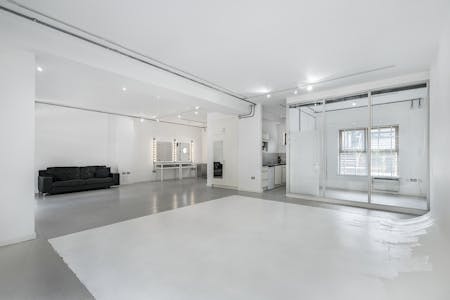 18 Waterson Street, London, Office / Showroom To Let - 17_35543.jpg