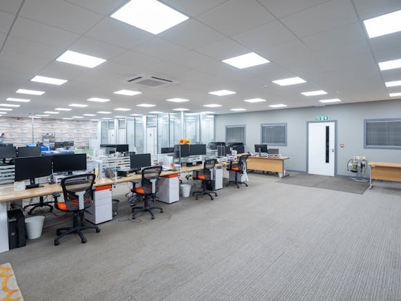 Units 10 & 11, Block 8 Spiersbridge Terrace, Glasgow, Industrial To Let - 6793-009©McAteer.jpg