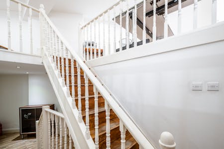 Bst Mezzanine & Ground Fl., 5 Fairchild Place, London, Office To Let - Fairchild Pl 5  8.jpg