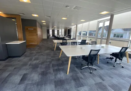 3rd Floor, St Johns House, Crawley, Office Lease Assignment - Image 3