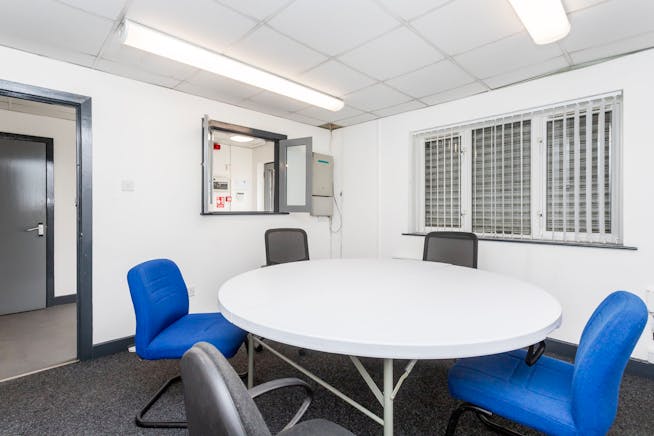 Unit D2, Coatbridge To Let - 03 Reception.jpg