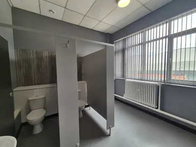 Europa Business Park, Cheadle, Industrial/Logistics / Office To Let - 20260619_132333.jpg