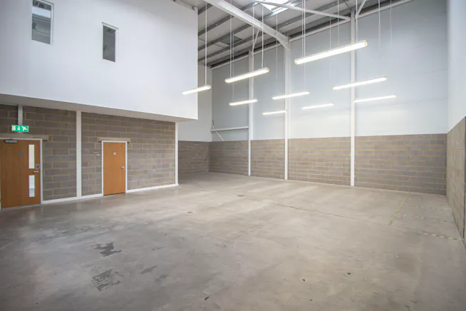 Unit B, 33 The Ridgeway, Iver, Industrial / Warehouse / Industrial / Warehouse To Let - 2.jpg