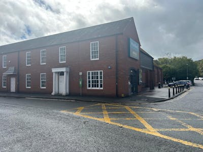 4 Berriew Street, Welshpool, Retail To Let - WhatsApp Image 20250924 at 115829 9.jpeg