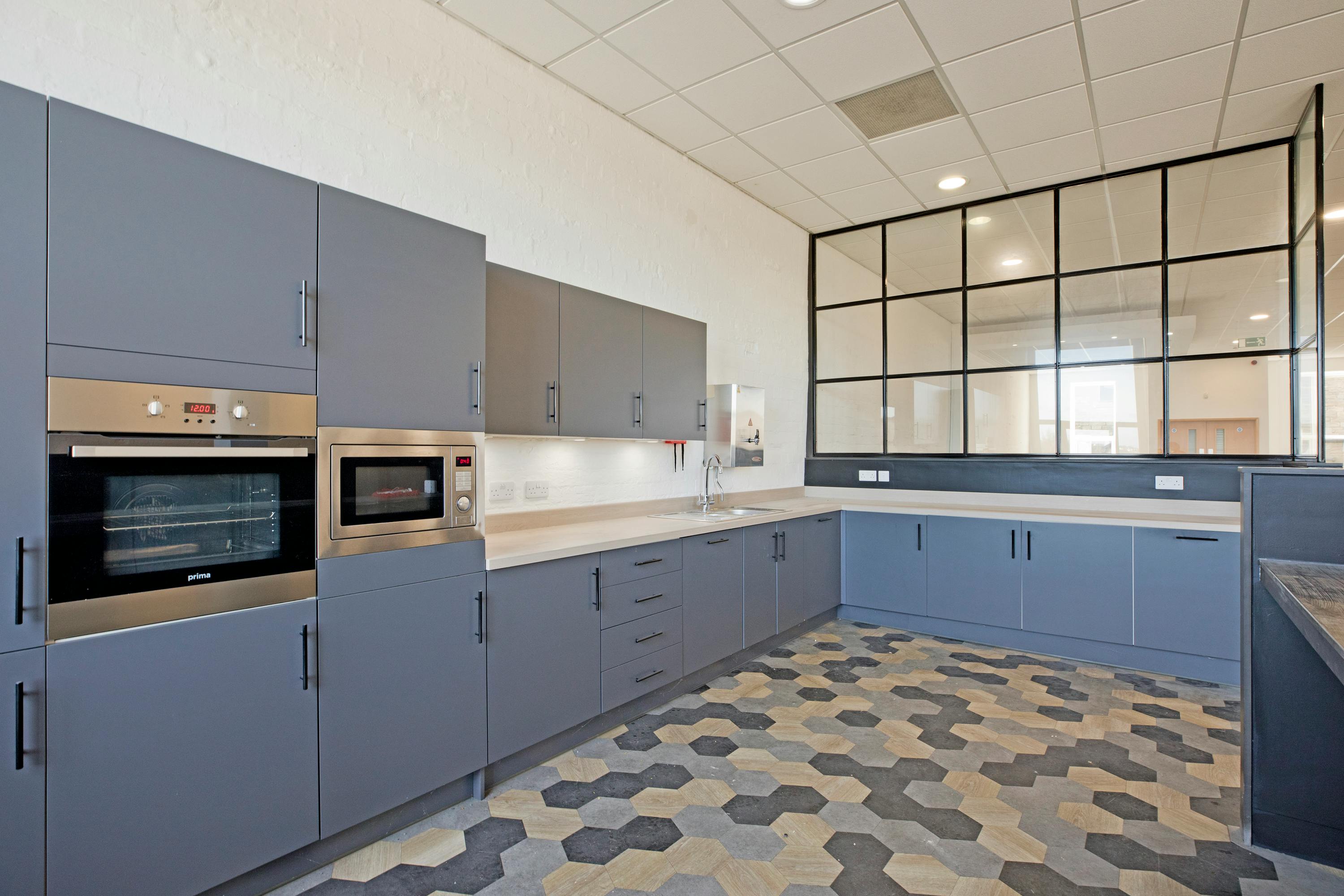 Offices at Holly Park Mills, Woodhall Lane, Calverley, Leeds, Offices To Let - IMG_5580.jpg