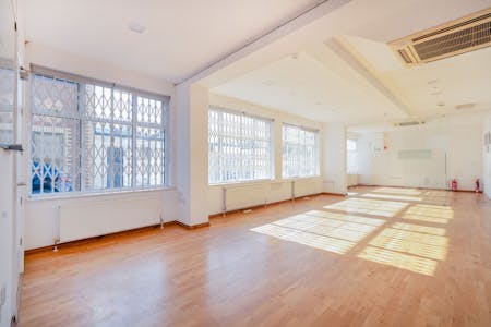 15 Canfield Place, London, Office To Let - DSC07301.jpg