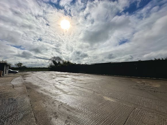 Yard at Hillcrest Nursery, Holwell To Let - Image 3
