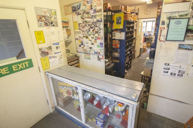 Unit 2a, Penfield Estate, Uxbridge, Industrial / Warehouse / Industrial / Warehouse To Let - 5.jpg