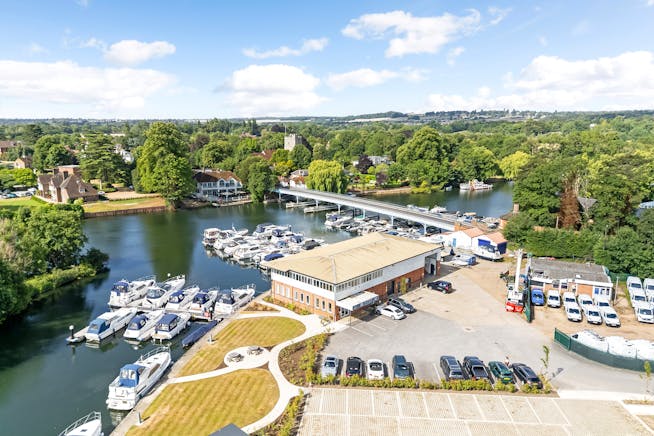 DB Marine Building, Ferry Lane, Cookham on Thames, Offices To Let - 95149_D B Marine Cookham Bridge 3.jpg