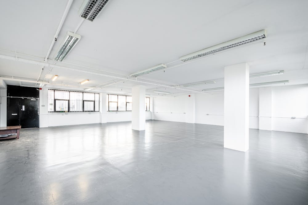 Unit 46, Regent Studios, 8 Andrews Road - Regent Studios 55  Low Res 3.jpg