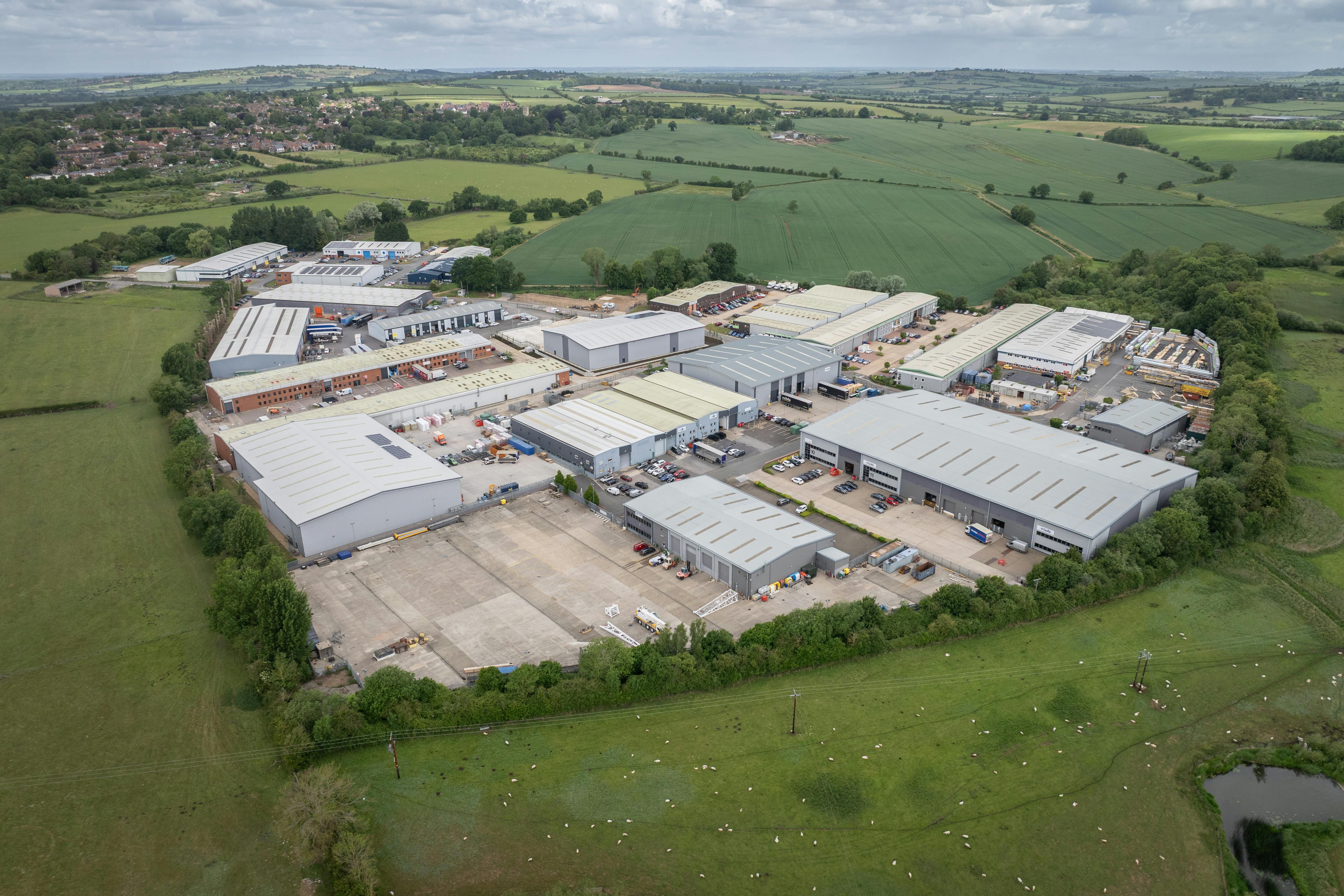 7 Drakes Drive, Long Crendon, Industrial To Let - DJI_20250528093518_0251_D.jpg