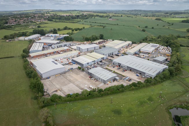 7 Drakes Drive, Long Crendon, Industrial To Let - DJI_20250528093518_0251_D.jpg