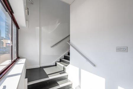 Industrial & Warehouse, Unit 4-5, London, Industrial/Logistics / Office To Let - Greenwich Centre Bus Pk U4-5 - 10.jpg