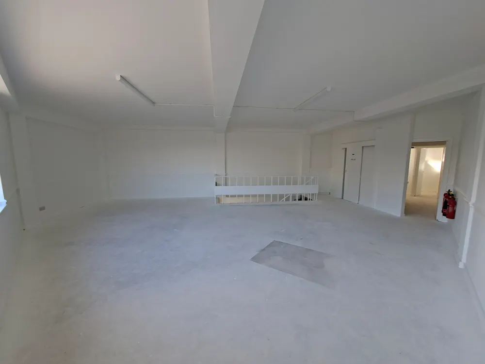 First Floor Premises, 21A Canute Place - 20260923_141325.jpg