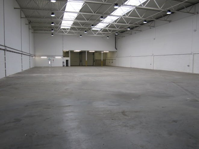 Units 3a Transigo, Thatcham, Industrial / Warehouse To Let - Transigo Unit 3b Warehouse 4.JPG