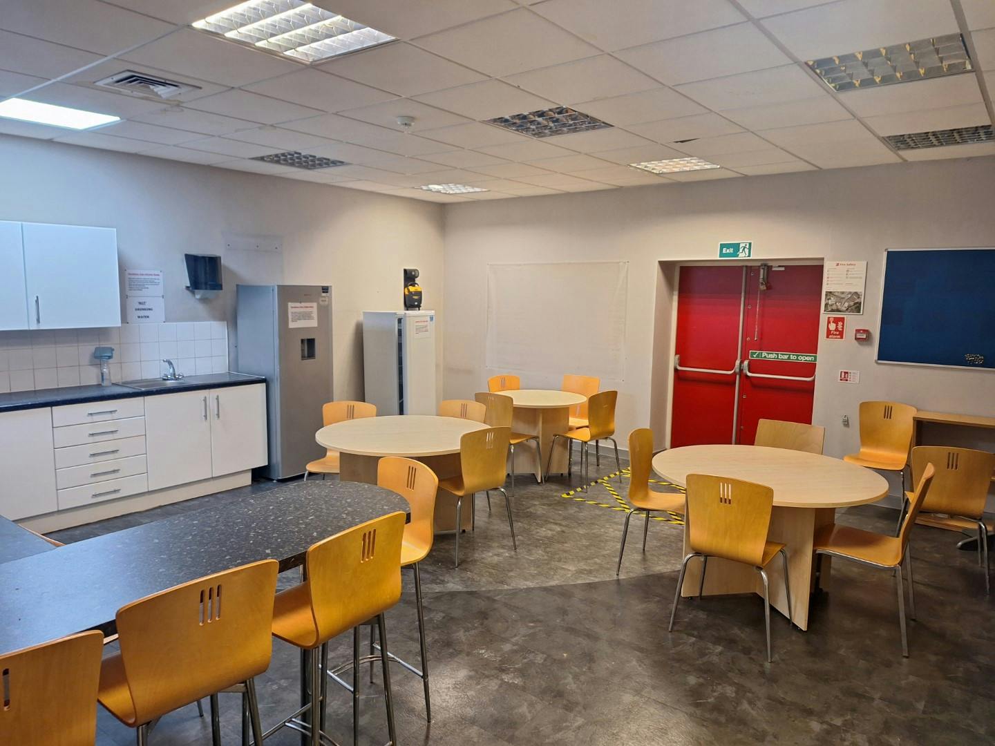 Office in Manchester - photo 3