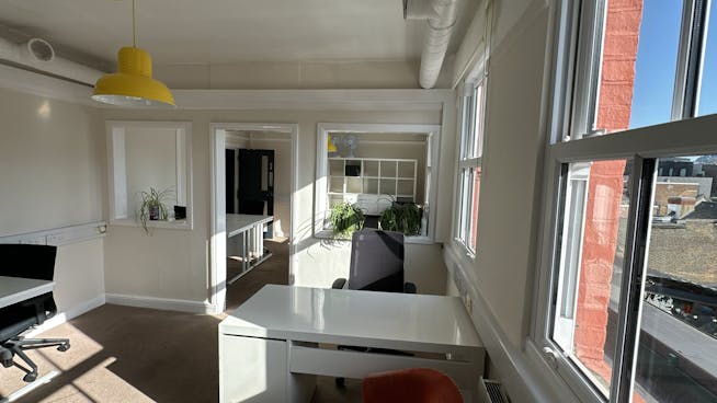 257-259  Pentonville Road, London, Offices To Let - 257-259 Pentonville Road, London N1 9NL - internal 2.jpg