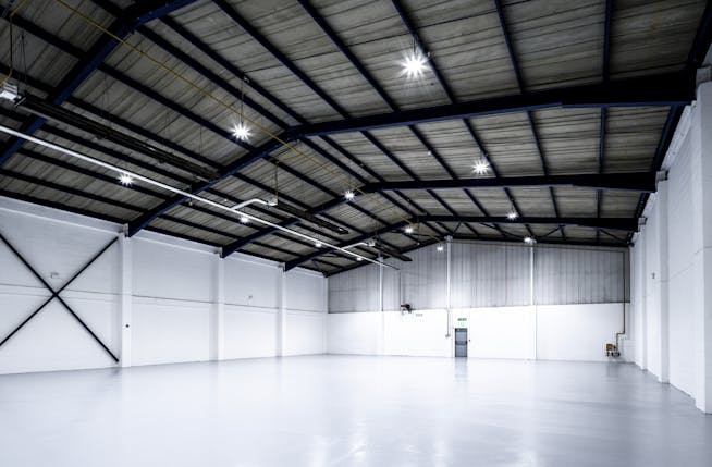 Unit 2D, Martinbridge Trade Park, Enfield, Industrial To Let - UKMartinbridgeTPUnit2DNov2318_high.jpg