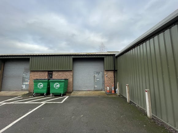 Unit 2 Thame Road Industrial Estate, Haddenham, Industrial To Let - IMG_5085.JPG